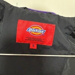 Dickies ナイロンジャケット　フード取り外し可能の画像