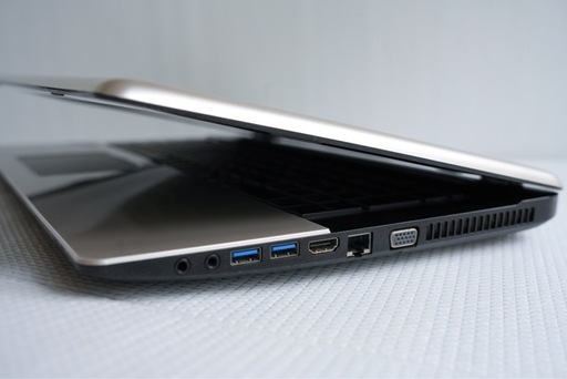 最上級　美品　超大画面17.3　core i7 ＋メモリ16GB +SSD1TB