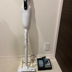 マキタ　掃除機　CL181FD 充電器・付け替えノズル付き 