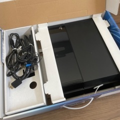 箱あり プレステ4 本体＋コントローラーの画像