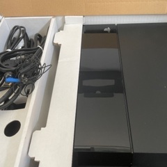 箱あり プレステ4 本体＋コントローラーの画像