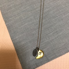 シルバーネックレスの画像