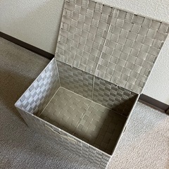 収納ケース　収納カゴ　バスケット　basket ０円の画像