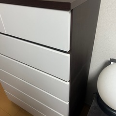 【お話し中】タンスの画像