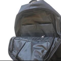 肩楽リュック&携帯充電 USBポート搭載 ケーブル付き✾男女兼用✾の画像