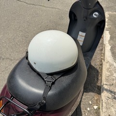 レッツ4 (原付バイク)ヘルメット付きの画像