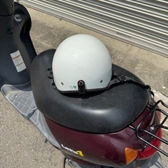 レッツ4 (原付バイク)ヘルメット付きの画像