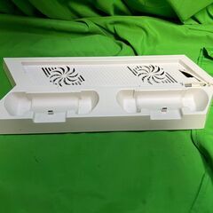 Orange Line　PS4 多機能縦置きスタンド コントローラー2台充電 USBハブ3ポートの画像