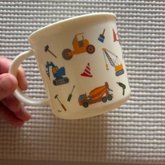 はたらくくるま　新品コップ　本のおまけつきの画像