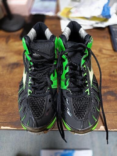 Mizuno Wave Tornado バレーボールシューズ (さささ) 住之江公園