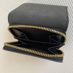新品　三つ折り財布　ダークブラックの画像