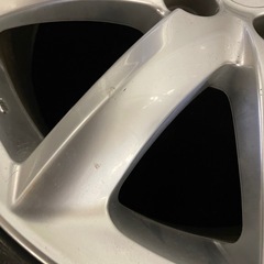 購入者様決まりました！ありがとうございます！レクサス　LS600h タイヤ の画像