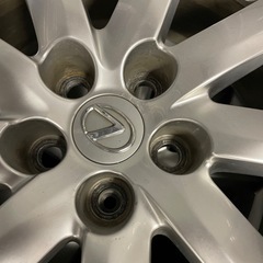 購入者様決まりました！ありがとうございます！レクサス　LS600h タイヤ の画像