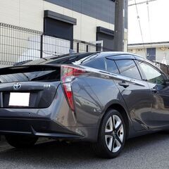 車検満タン プリウス Aツーリングセレクション セーフティセンス プリクラッシュ レーダークルーズ ナビ TV Bluetooth バックモニター 黒本革シート シートヒーター LEDライト LEDフォグ ETCの画像