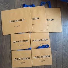 LOUIS VUITTON ボックスセット4点+ ショッピングバッグセットの画像