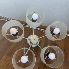 5灯式シーリングライトの画像