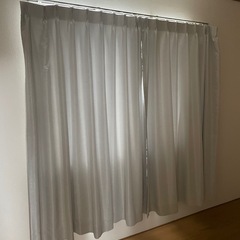 カーテン　ニトリ　グレー　レースカーテンの画像