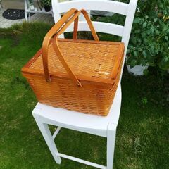 値下げ致しました。白い椅子*チェアの画像