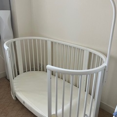 新品同様　ストッケ高級ベビーベッド　値下げ交渉可