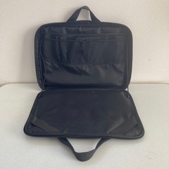 【中古】無印良品　入れたまま使えるパソコンケース Ａ４サイズ用・黒の画像