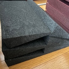 防音シート 吸音材 遮音材 消音 騒音対策 安全対策　11枚分とバラ　300×300の画像