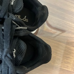 adidas スニーカー23cm FILA?24cmとセット価格1000円！の画像