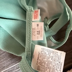 ZARA　98cm 水着の画像