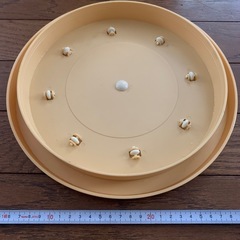 ケーキ回転台　ふた付きの画像