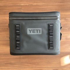 美品　YETI ソフトクーラー HOPPER FLIPイエティ クーラーボックス　18の画像
