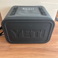 美品　YETI ソフトクーラー HOPPER FLIPイエティ クーラーボックス　18の画像