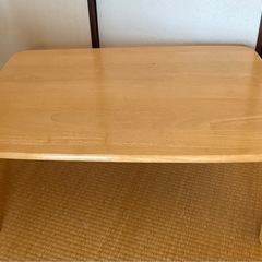 折りたたみテーブル
