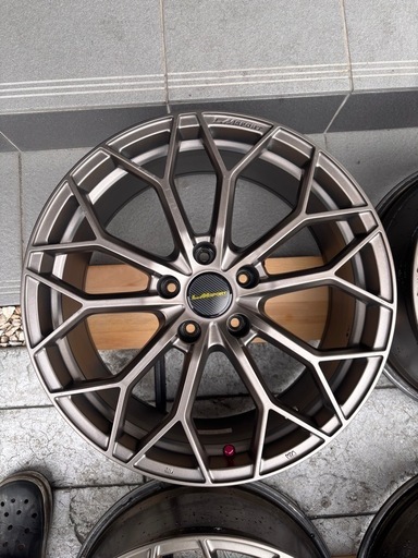 18×8J×114.3+38