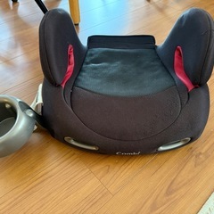 コンビ　ドリンクホルダー付きジュニアシート