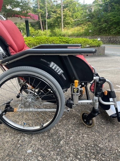 松永製作所介助用車椅子 オアシス