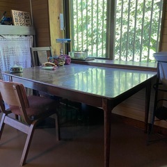 作業用テーブルもしくは食台テーブル