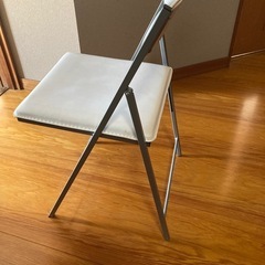 IKEA  折りたたみ椅子
の画像