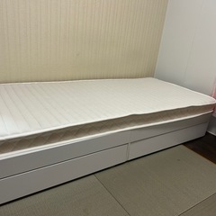 セミシングルベットマットレス付き