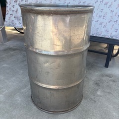 ステンレスドラム缶の画像