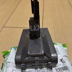 □ダイソン 純正バッテリー/V8-sv10K。の画像