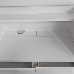 収納PCデスクの画像