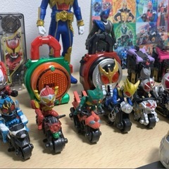 仮面ライダー・戦隊シリーズ おもちゃ大量まとめ売りの画像