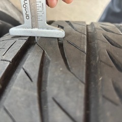 ブリジストン REGNO 225 60 17の画像