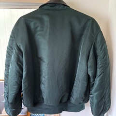 極美品！00"sアルファインダストリーズ フライジャケットの画像