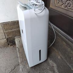 シャープ　除湿機　CVｰJ71ｰW　2020年製　状態きれい動作していますの画像