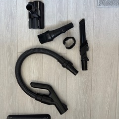 HITACHI 話し合い中  の画像