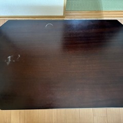 テーブル