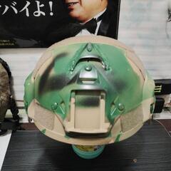 🩷サバゲー用⏩️新品、ヘルメット＆マスクセットうり。🎁オマケつき。の画像