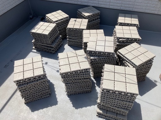 セキスイ クレガーレ システムデッキ cregare プラスチック P5タイル  300mm×300mm×28mm 171枚　バルコニー　タイル