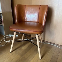 ダイニングチェア レザー、木製2点セット