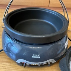 電気グリル鍋の画像